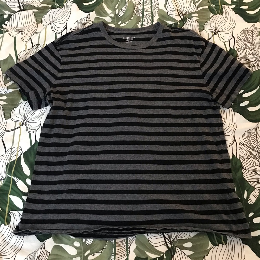 Black & gray stripe t-shirt by Merona size L